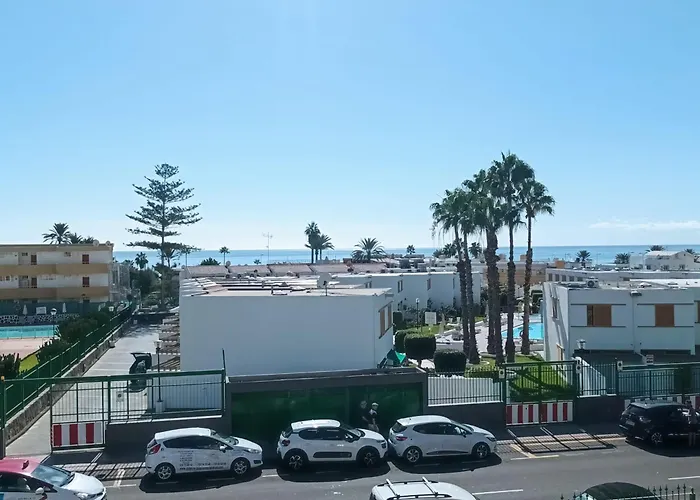 Olas - Cerca De La Playa